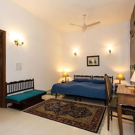 Eleven Bed & Breakfast Neu-Delhi Exterior foto